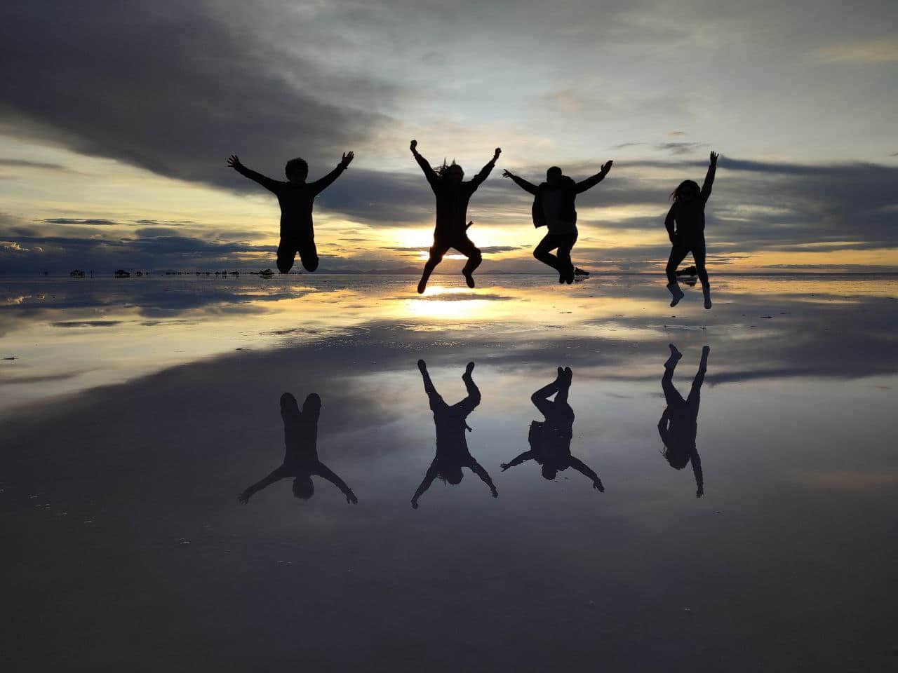 Travelers on the Uyuni salt flat