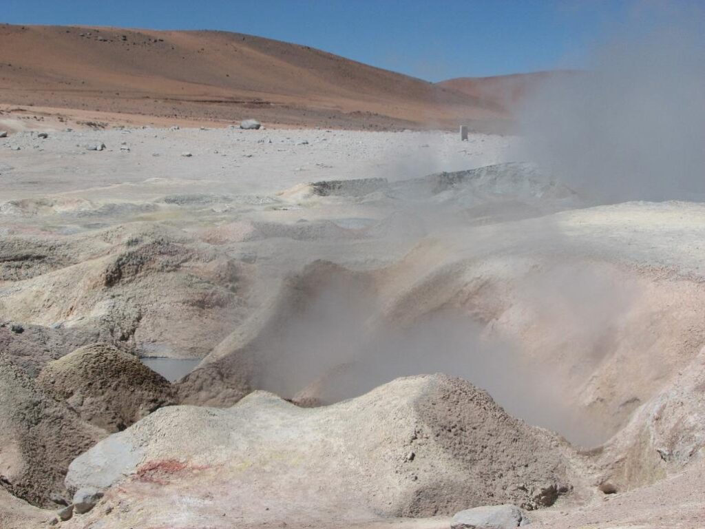 Uyuni Salt Flat 3 days geysers