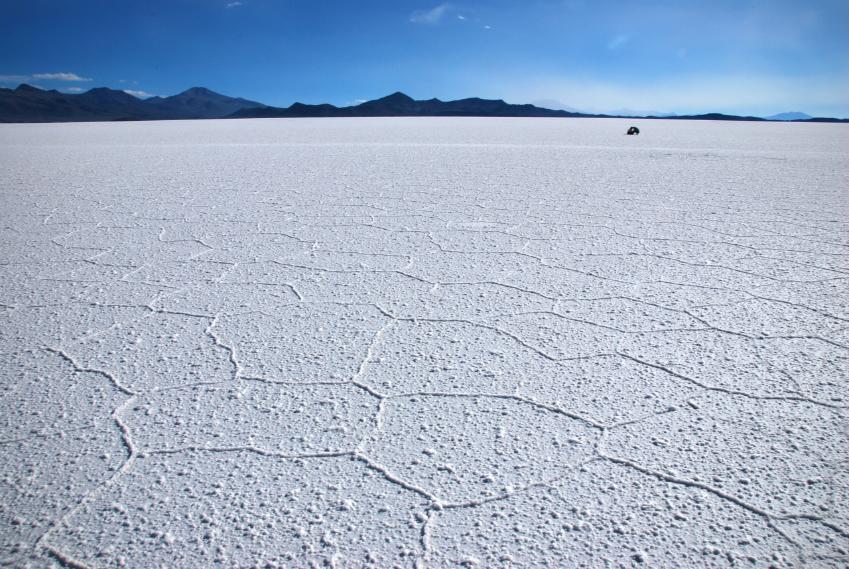 Bolivia what to visit-Uyuni Salt Flat 3 days salt flat