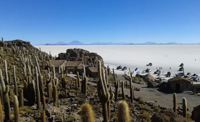 Salar de Uyuni Tour