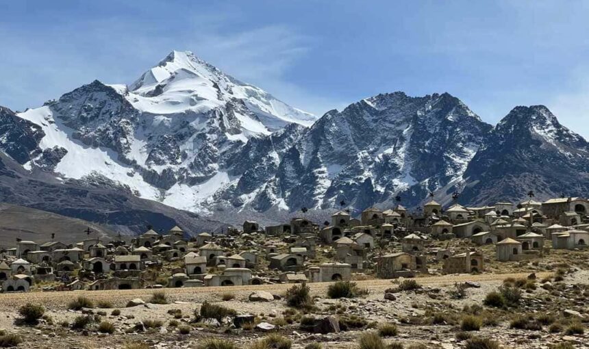 Huayna Potosi Climbing – 3 days